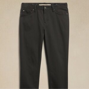 Banana Republic Men’s Slim-Fit Charcoal Traveler Pants 33x32